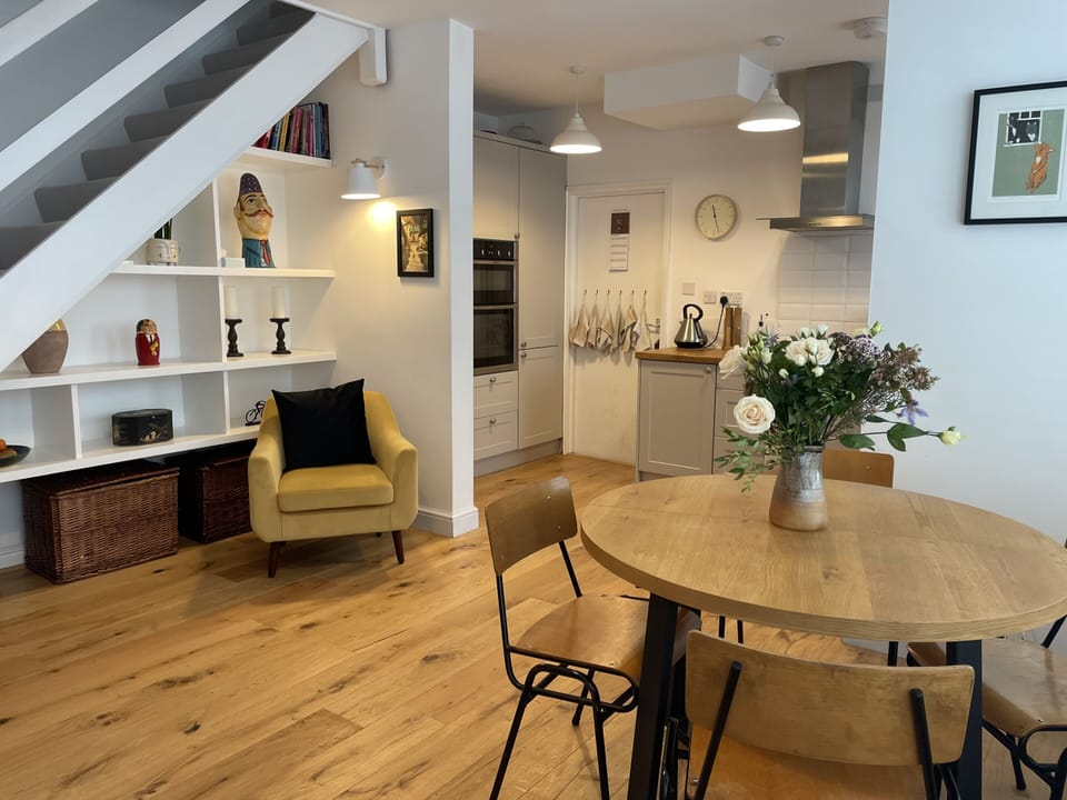 Open-plan kitchen and dining area