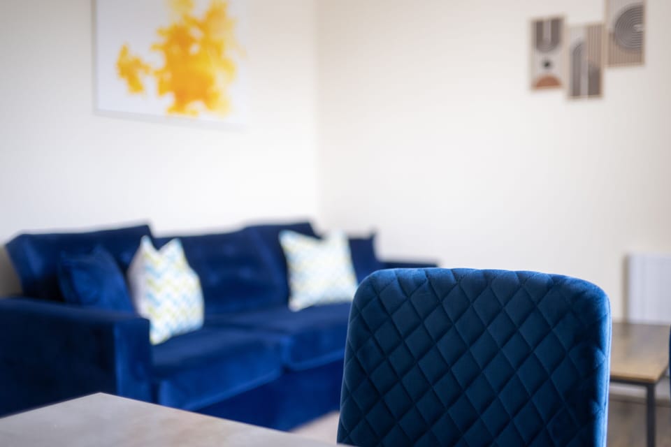 Living Room / Lounge