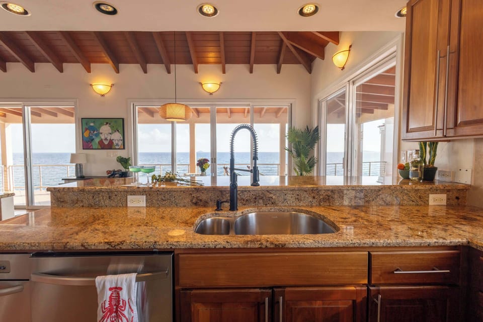 A chef’s kitchen with a view — where every meal is served with sunlight, salt air, and a side of serenity.