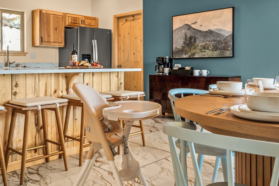 Dining room even has space for the little ones with a highchair to join mealtime