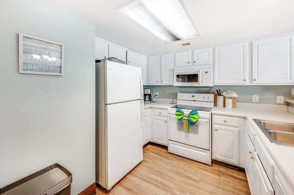 Fully Equipped Kitchen for Your Stay
