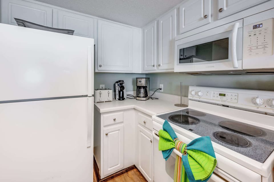 Fully Equipped Kitchen for Your Stay
