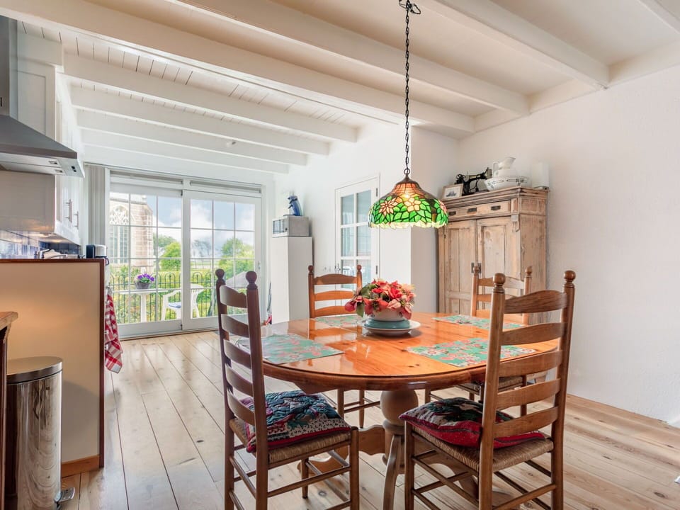 Table, Furniture, Property, Cabinetry, Chair, Wood, Interior Design, Kitchen, Flooring, Floor