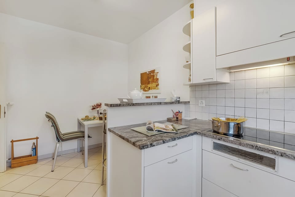 Kitchen and dining area