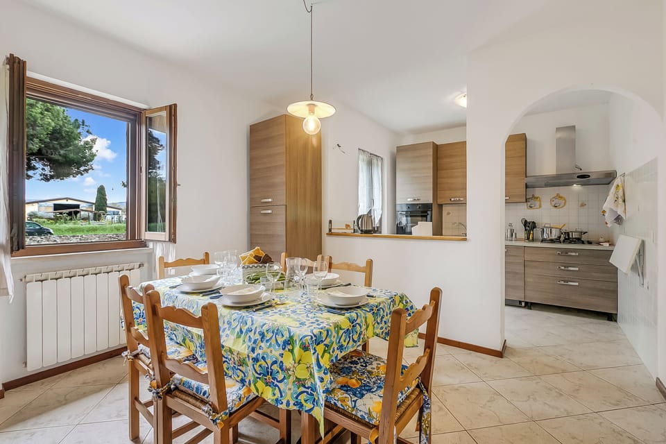 Kitchen and dining area