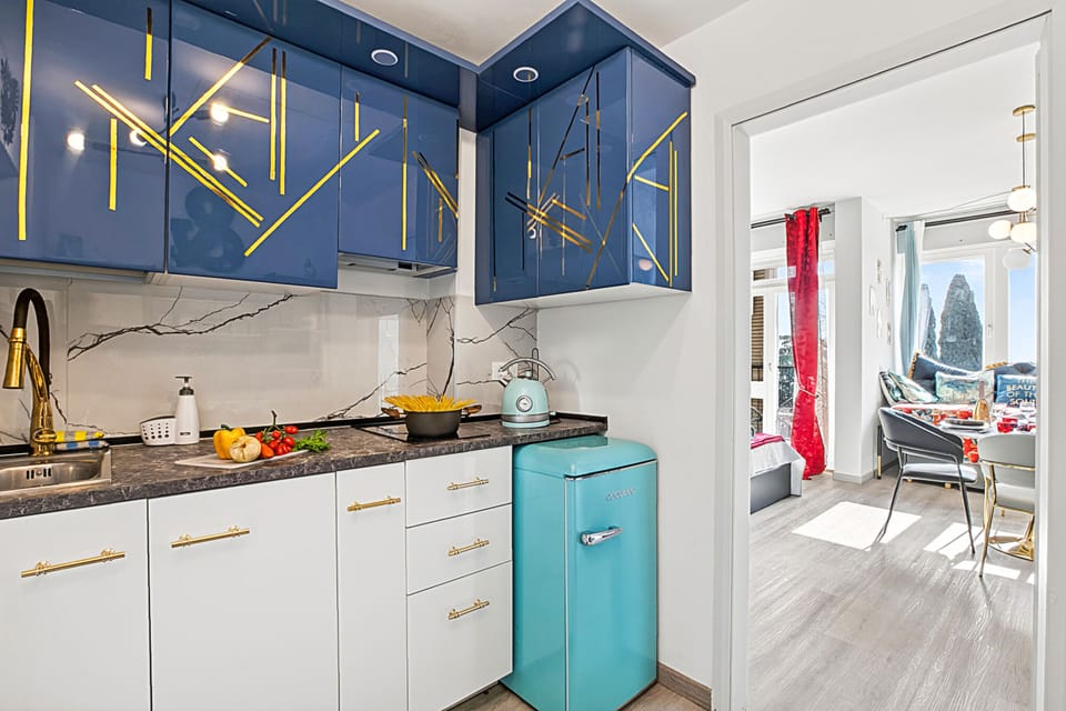 Kitchenette