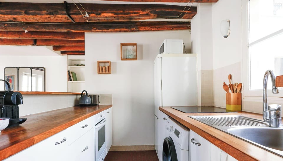 Cuisine moderne et entièrement équipée pour cuisiner comme à la maison.