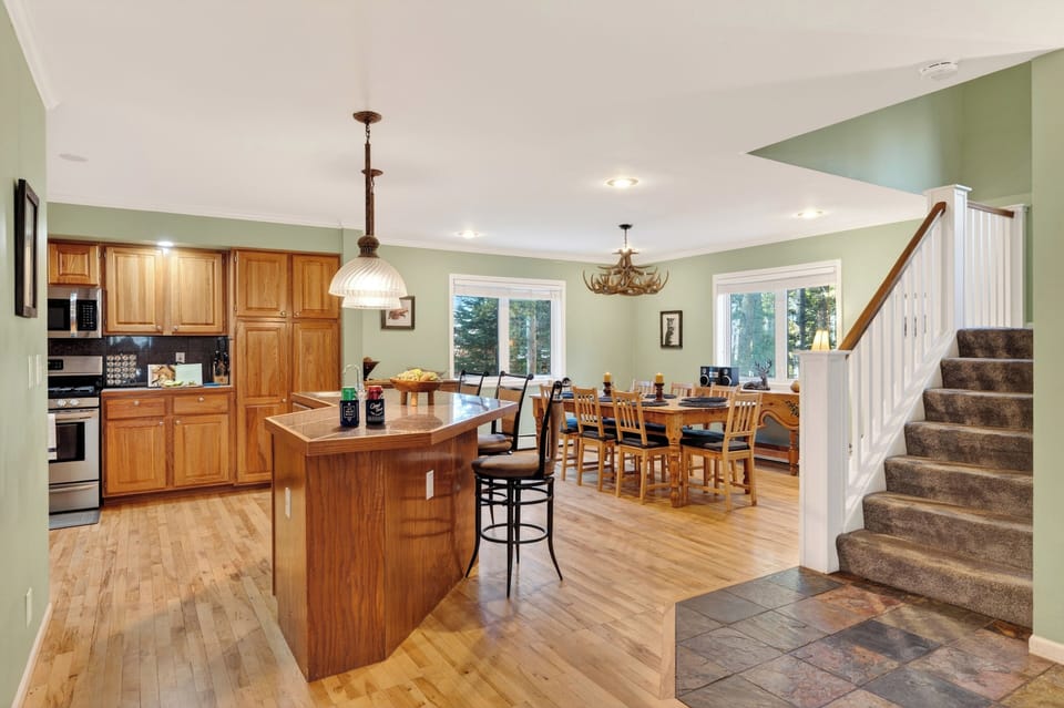 Kitchen island and the dining room.