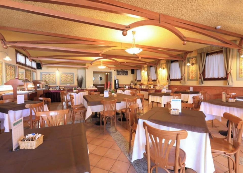 Holiday Park Facilities and Services 