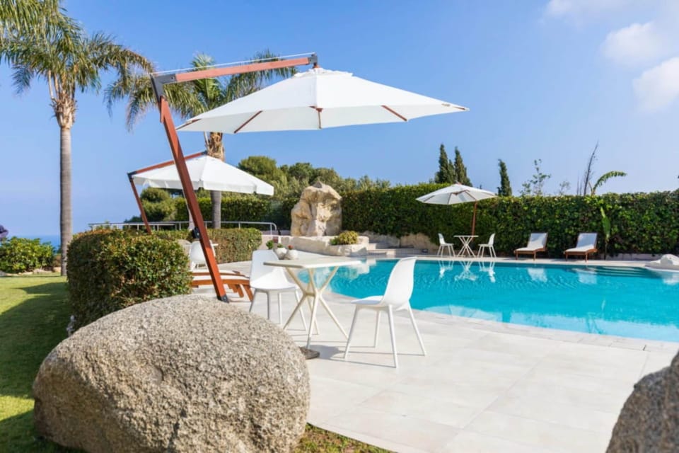 Holiday Home Swimming Pool
