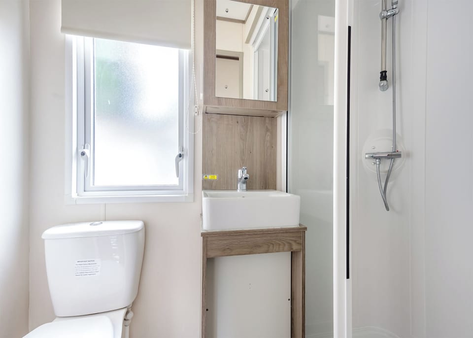 Bathroom, Shower, Toilet, House