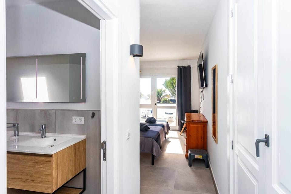 Exclusive en-suite bathroom directly off the master bedroom for maximum privacy.