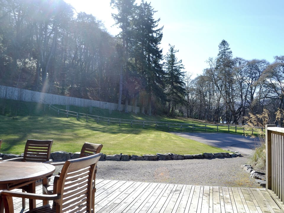 Sitting-out-area | Ness Castle Estate - Ghillie&rsquo;s Lodge, Inverness