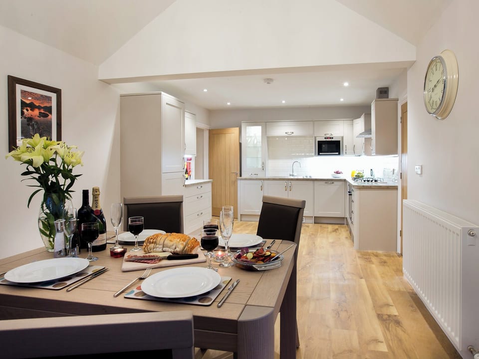 Spacious dining/kitchen | Greenstone, Keswick