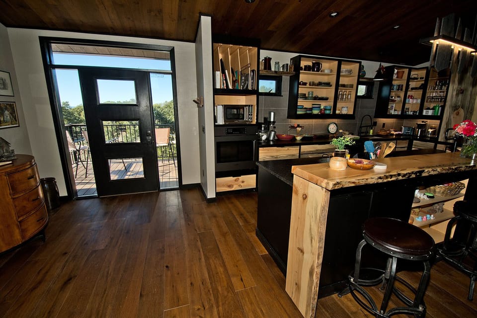 Welcome to the Retreat fully stocked kitchen.