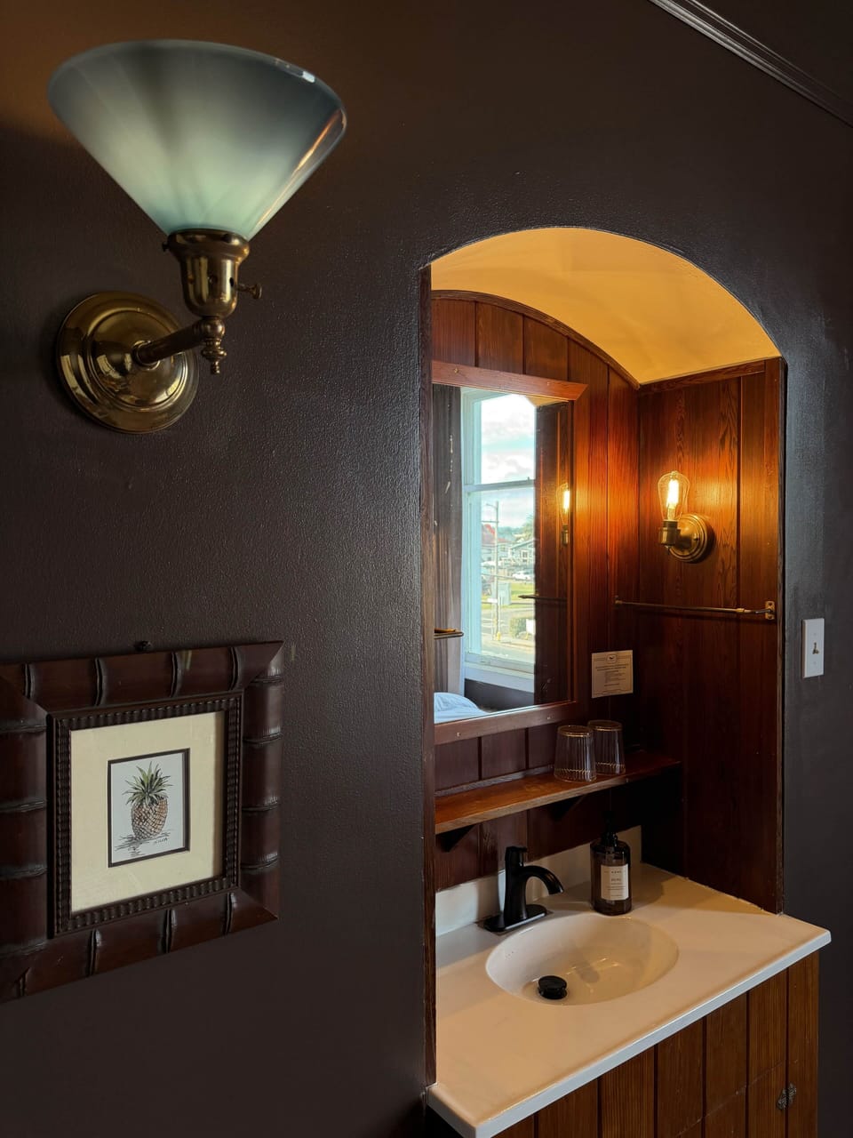 In room bath area