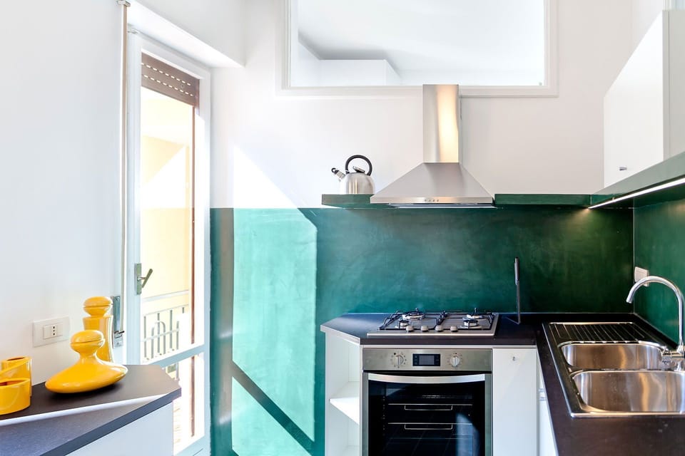 Kitchen, Wall, Interior Design, Kitchen Appliance, Major Appliance, Countertop, Flooring, Floor, Ceiling, Home