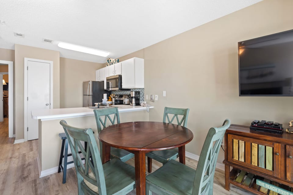 Dining and kitchen area