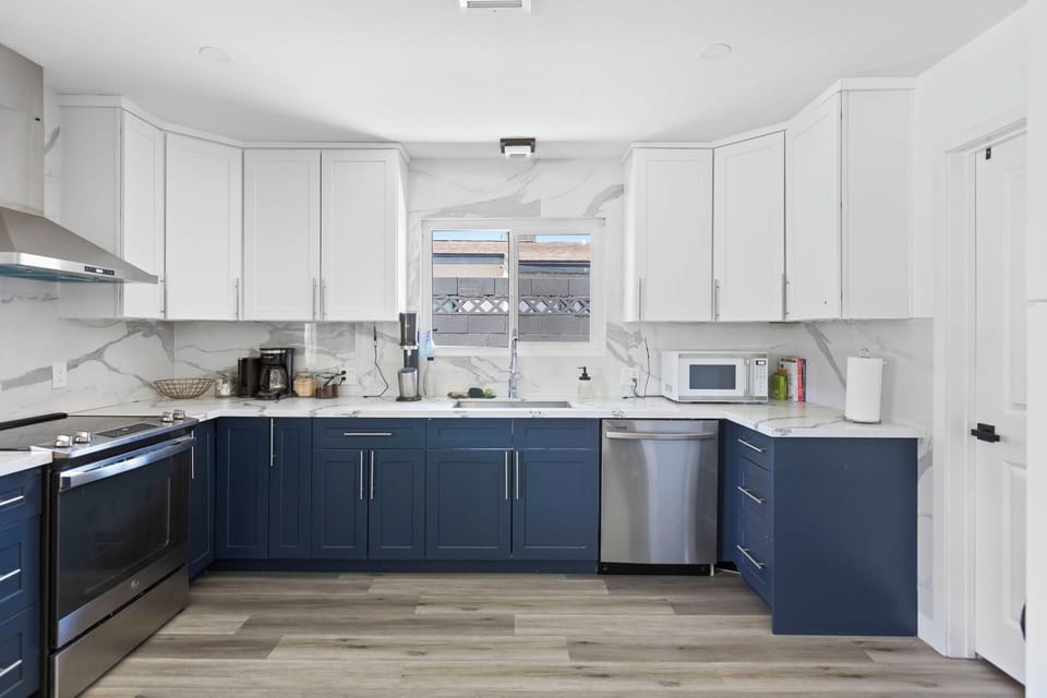 Full Kitchen