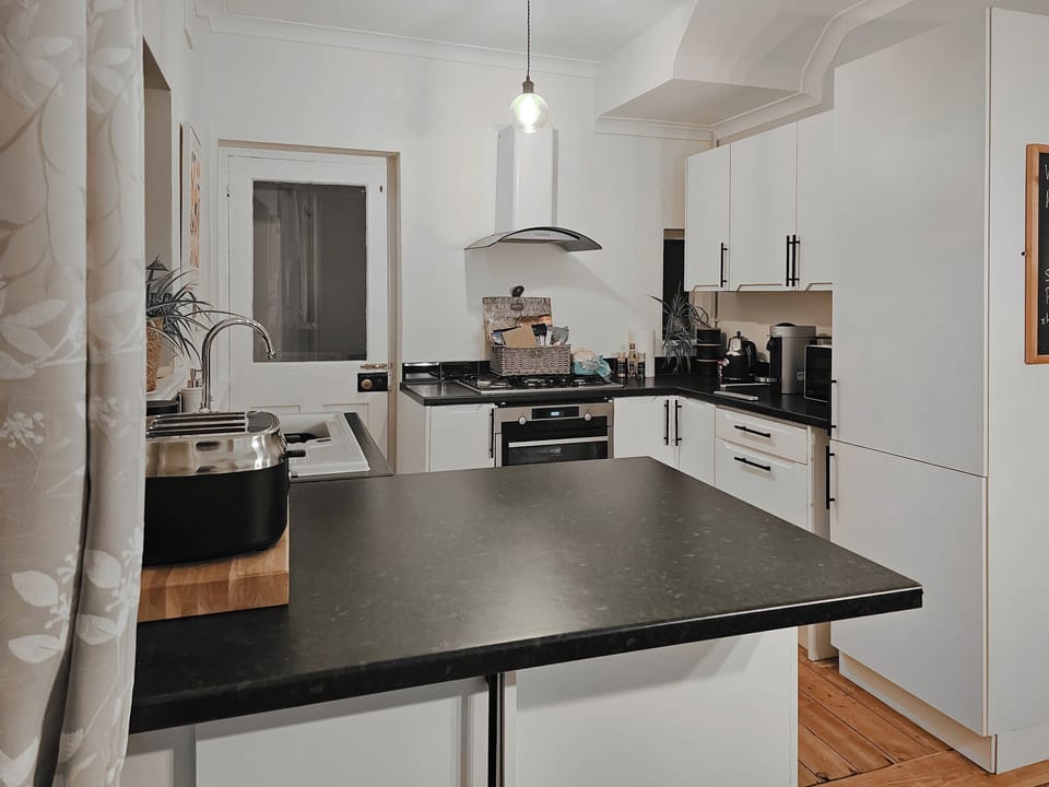 Kitchen | Ramsgate Cove, Ramsgate