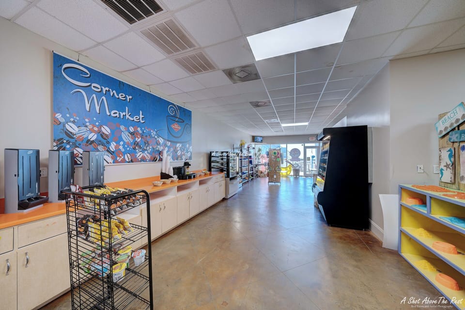 Want a snack, beach gear, or a souvenir? Head over to the on-site market.