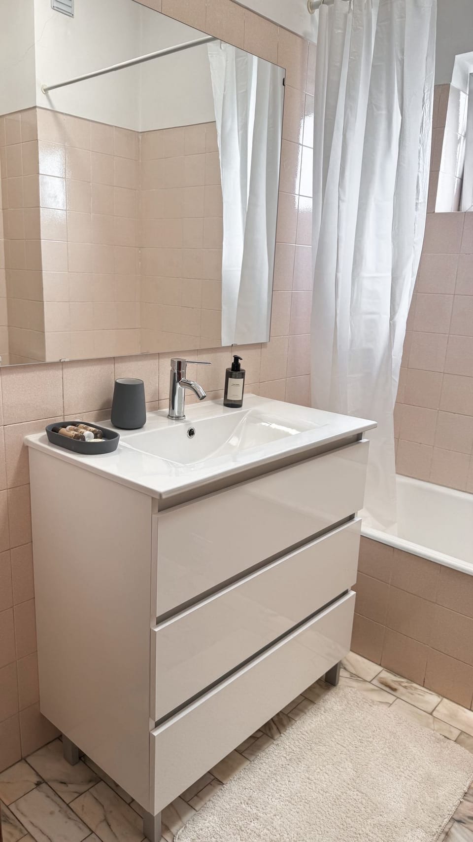 bath room 
