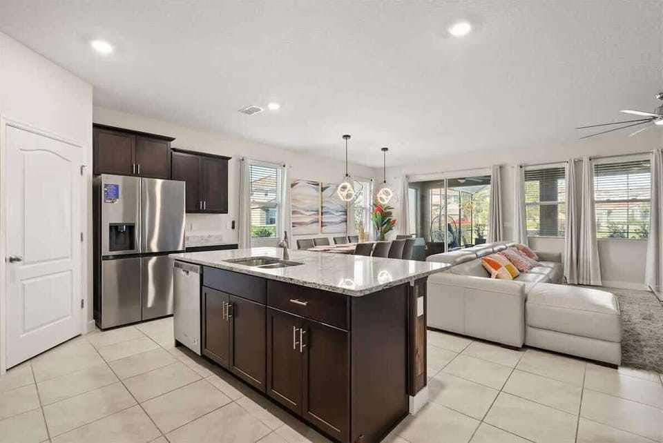 Enjoy an open layout where the kitchen flows seamlessly into the living room, so you can cook while staying connected with family relaxing nearby. Perfect for shared moments, easy conversations, and making memories together.