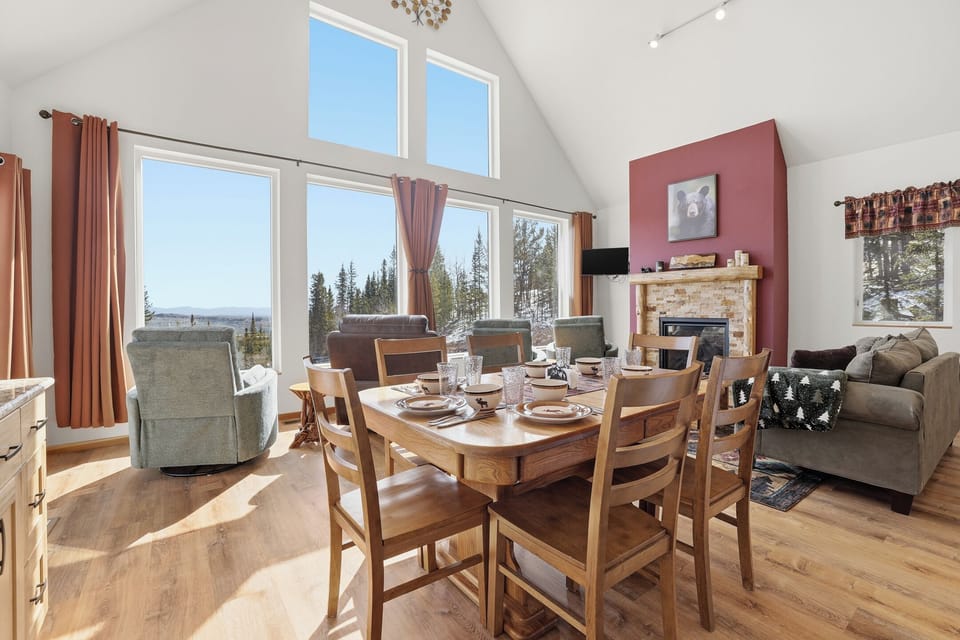Fully stocked with dishes, kitchen gadgets, and cooking accessories, brand new appliances, and offers comfortable seating for 6 around the dining table.