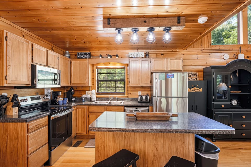 Spacious Kitchen With Everything Needed To Cook