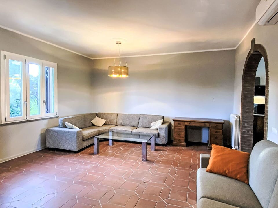 Apartment, Resort, Chair, Shade, Balcony, Kitchen & Dining Room Table, Restaurant, Eco Hotel, Hotel