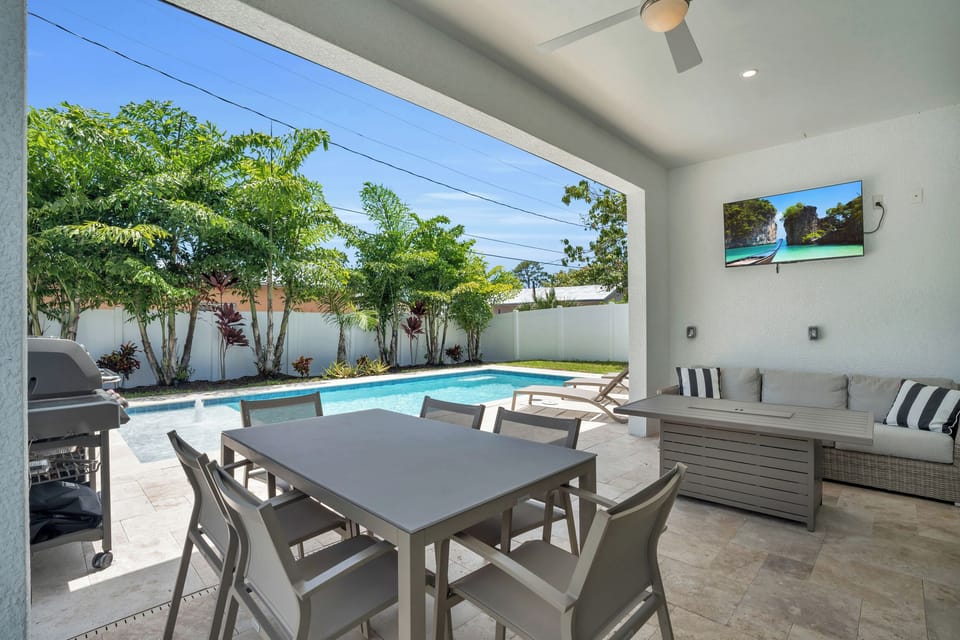 Covered lanai for shaded outdoor living and dining year-round