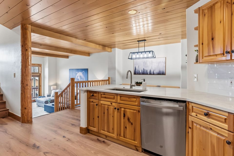 Kitchen (2nd Floor)