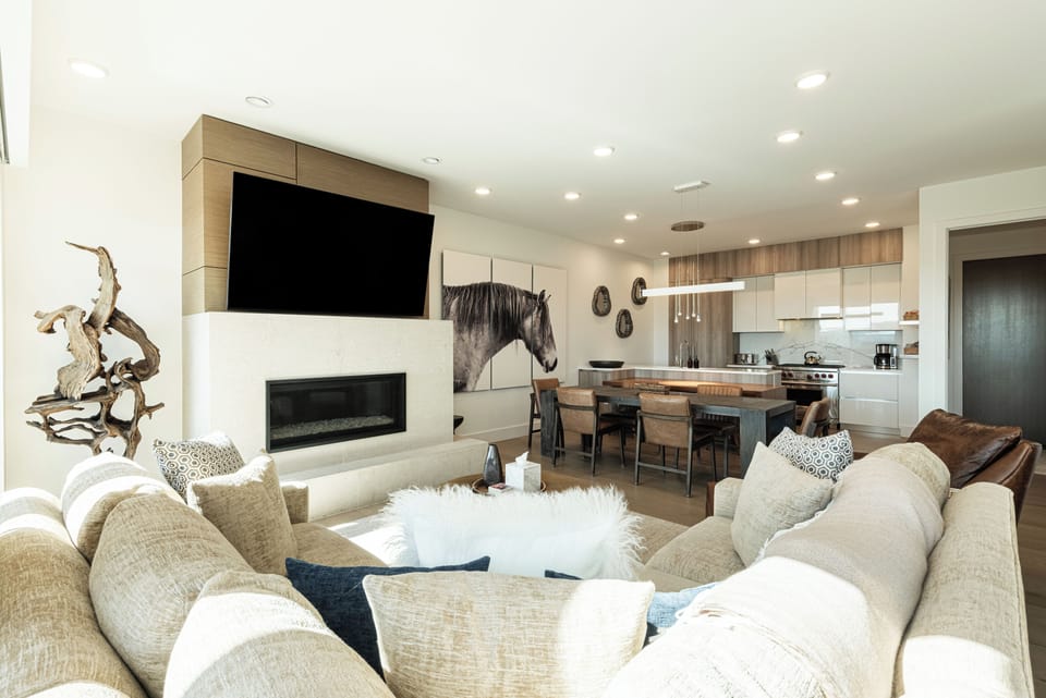 Open living area perfect for gathering
