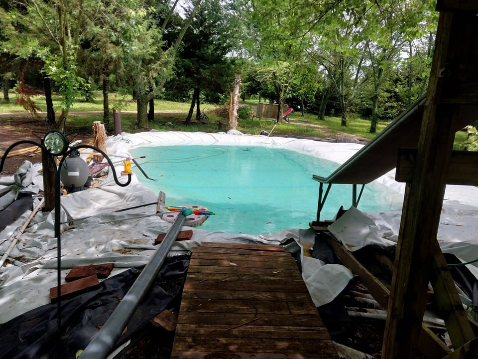 Hillbilly swimming pool 