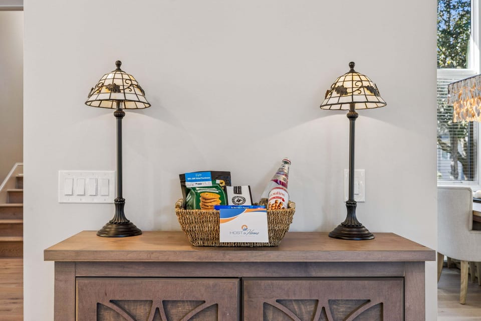 Welcome basket upon entry!