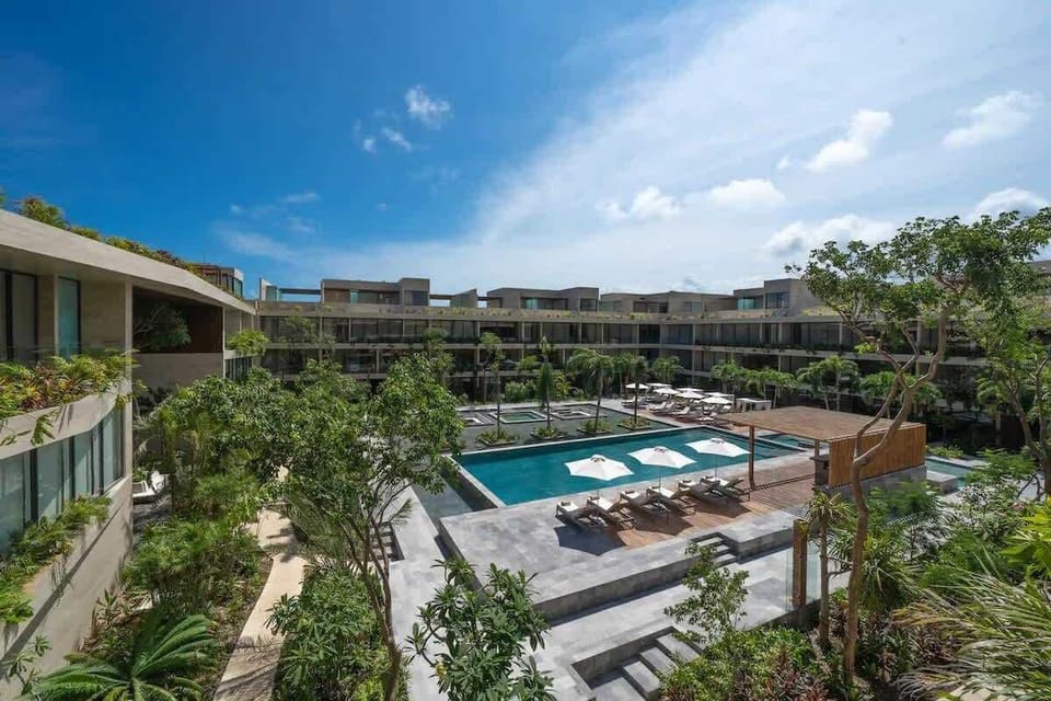 Common Pool to be accessed by all Guests.