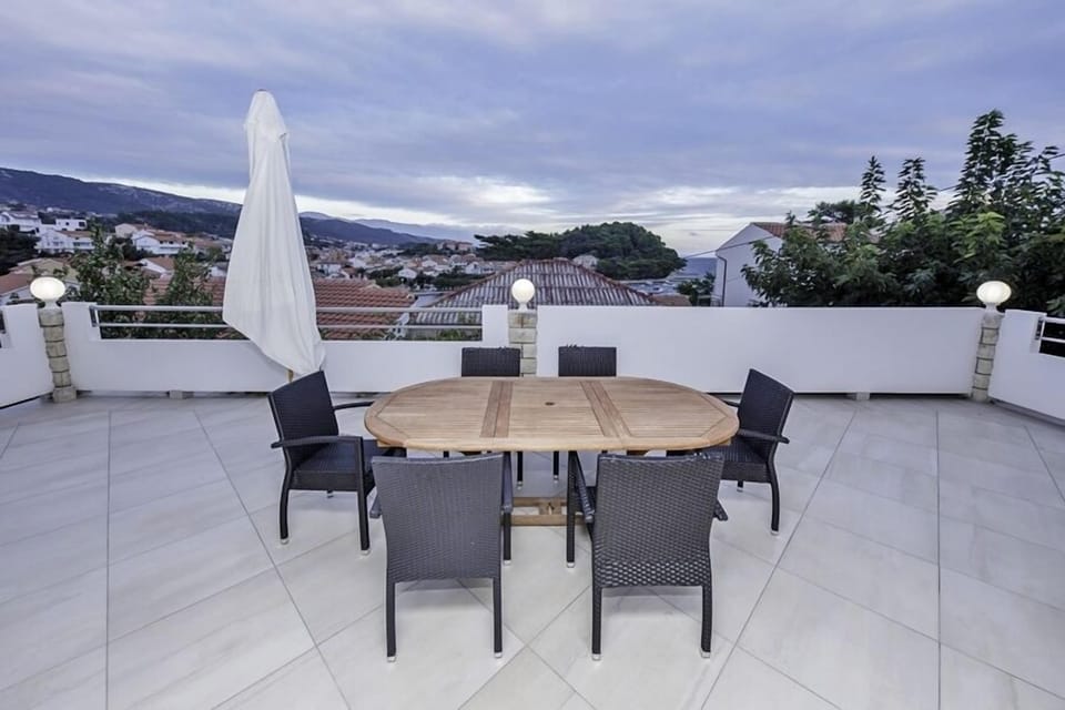 Terrace 1
