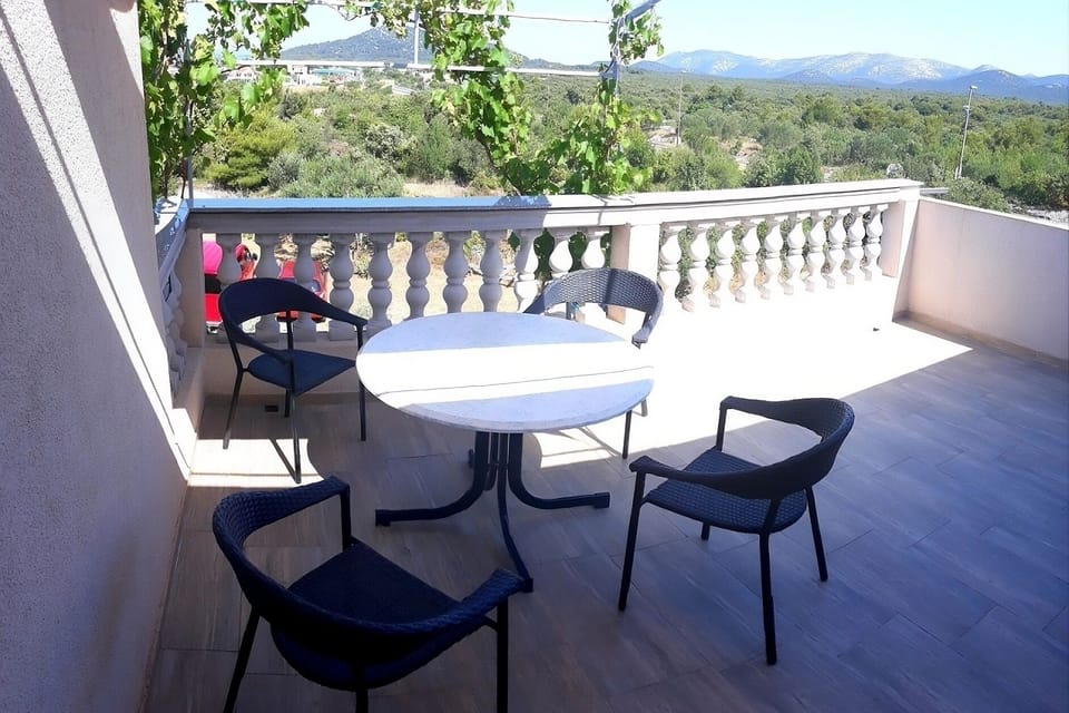 Terrace 1