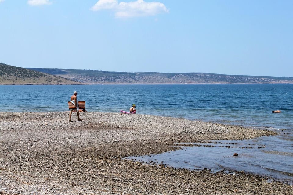 Nearby beaches