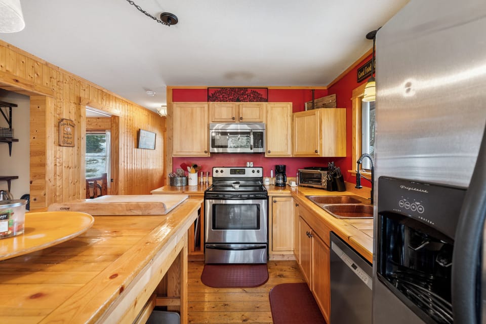 Kitchen space main level 