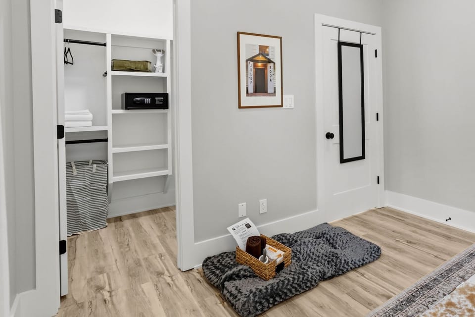 Spacious closets and everything you need for your furry guests, too!