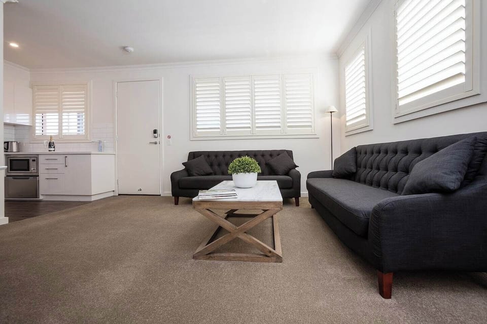 Studio Apartment 1