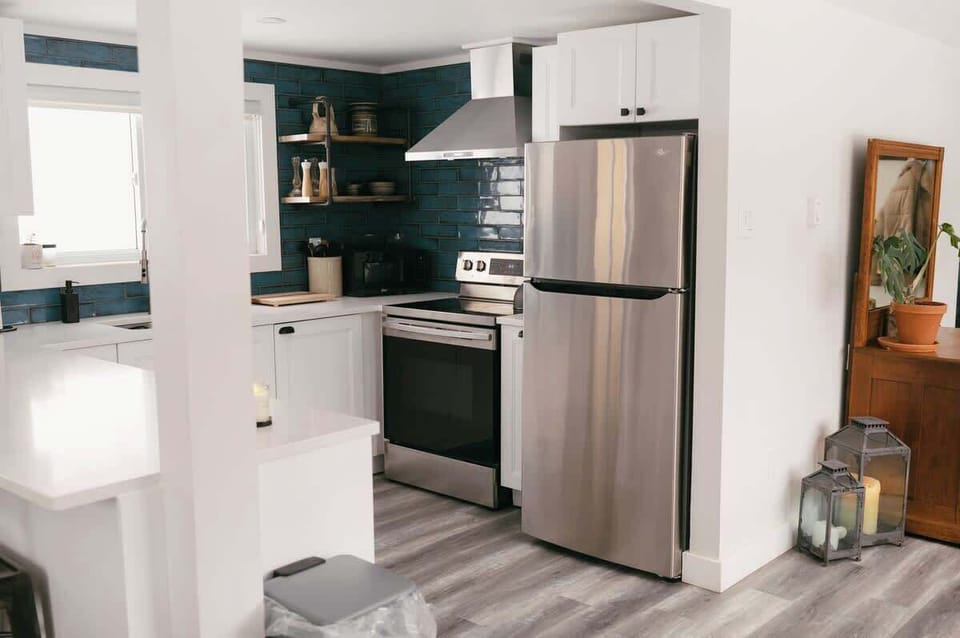 Kitchen with all essentials 