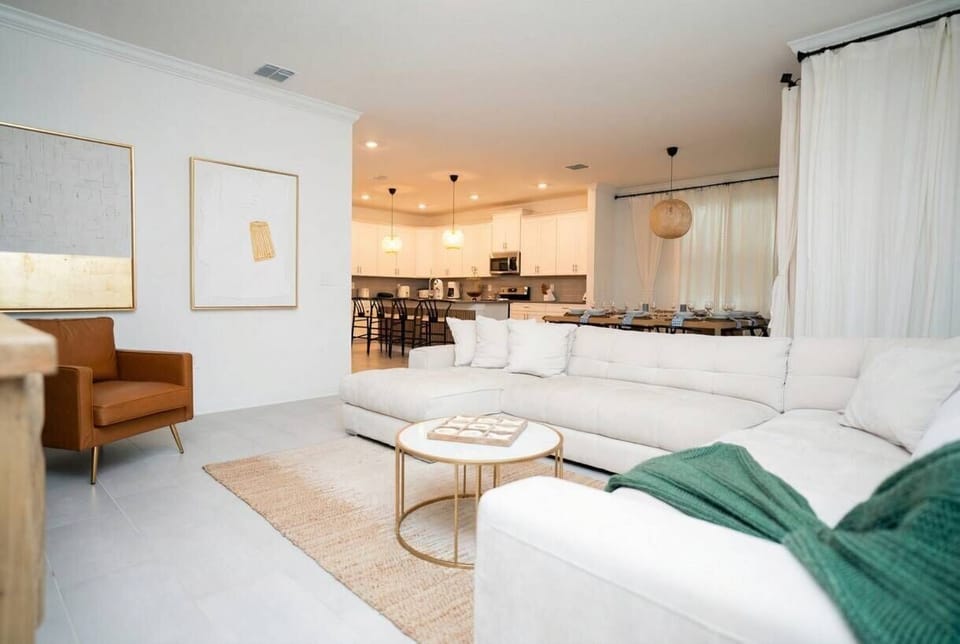 Communal lounge / TV room,Living Room