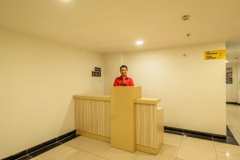Entrance / Reception