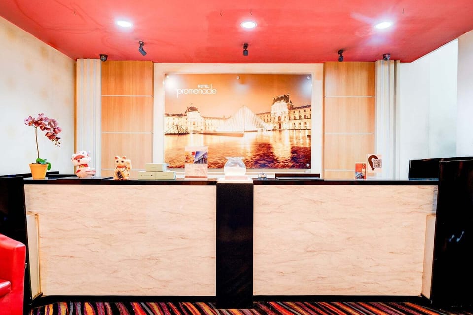 Entrance / Reception
