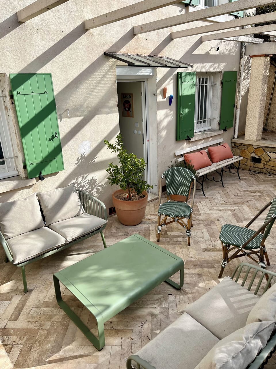 Terrace/patio
