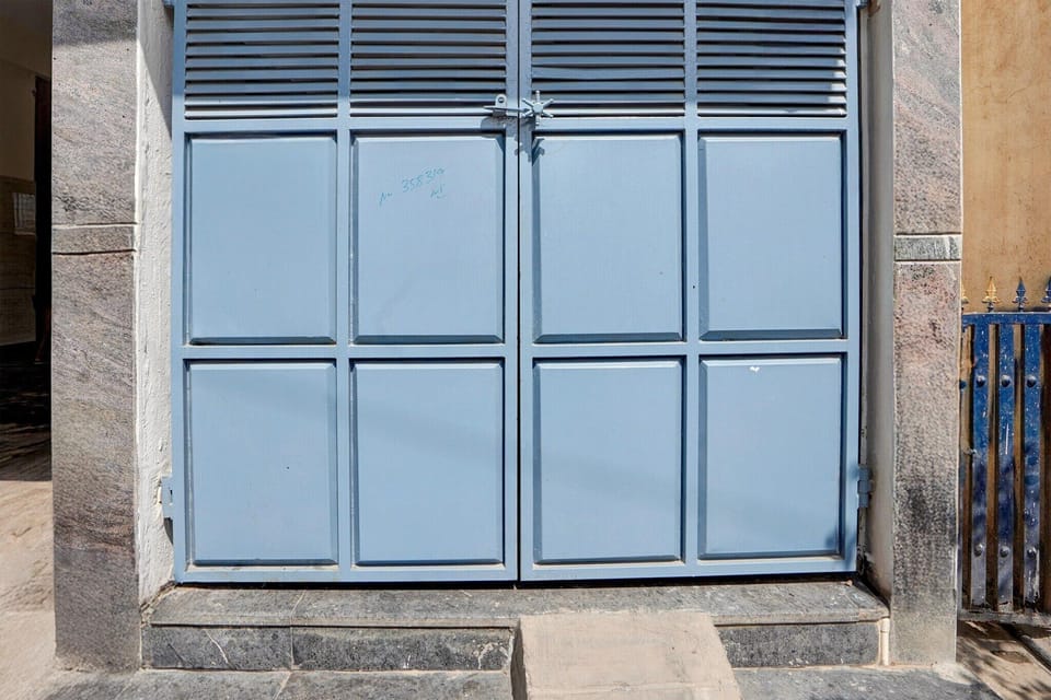 Entrance / Reception
