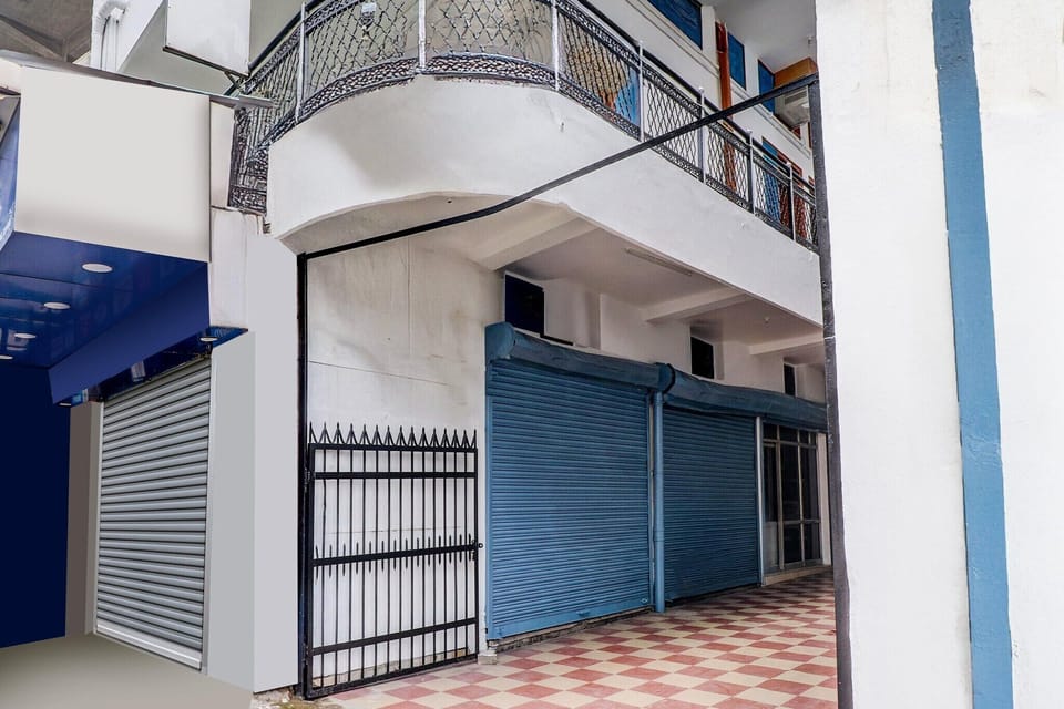 Entrance / Reception