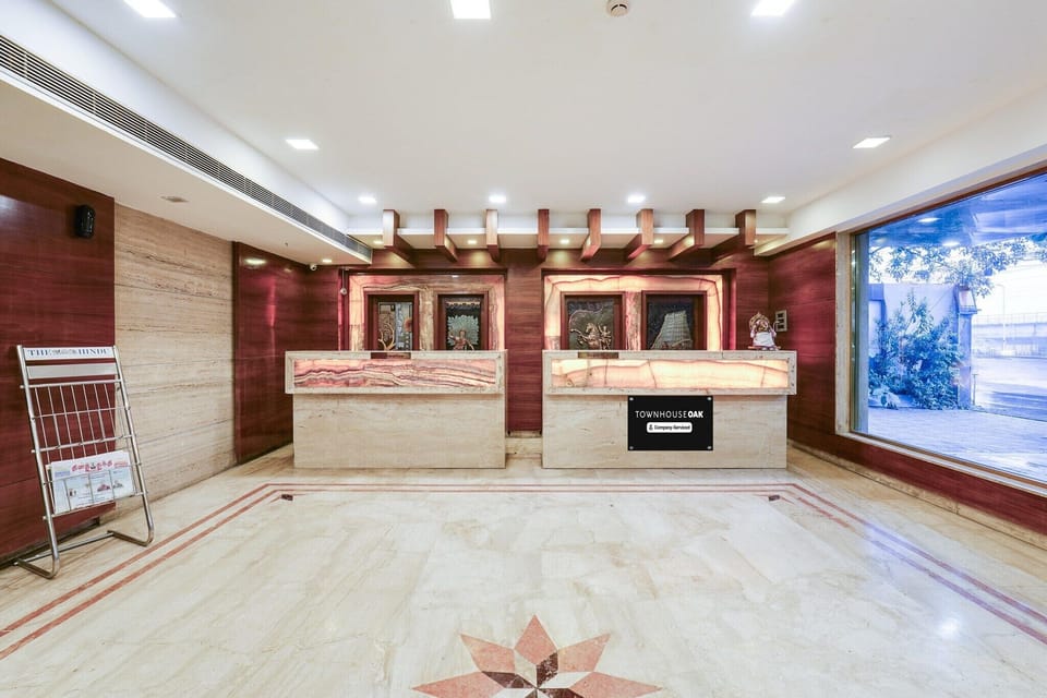 Entrance / Reception